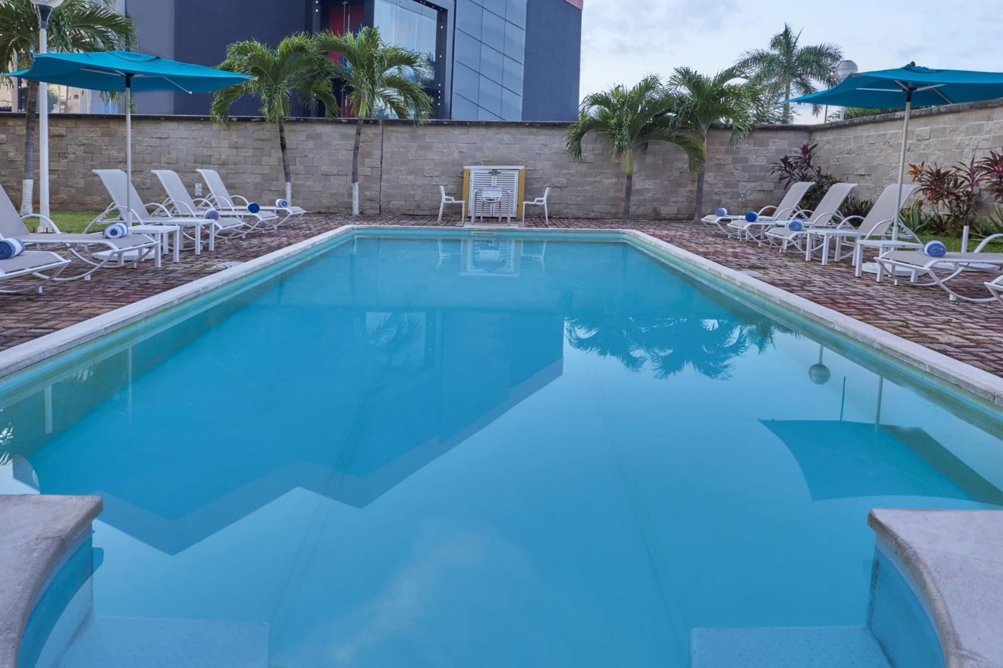 City Express Junior By Marriott Cancún Kültér fotó
